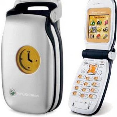 Pobierz darmowe dzwonki Sony-Ericsson Z200.